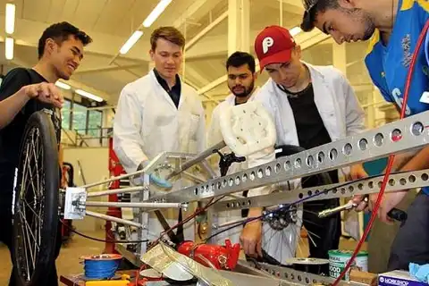 Bachelor advanced vehicle engineering apply for international students